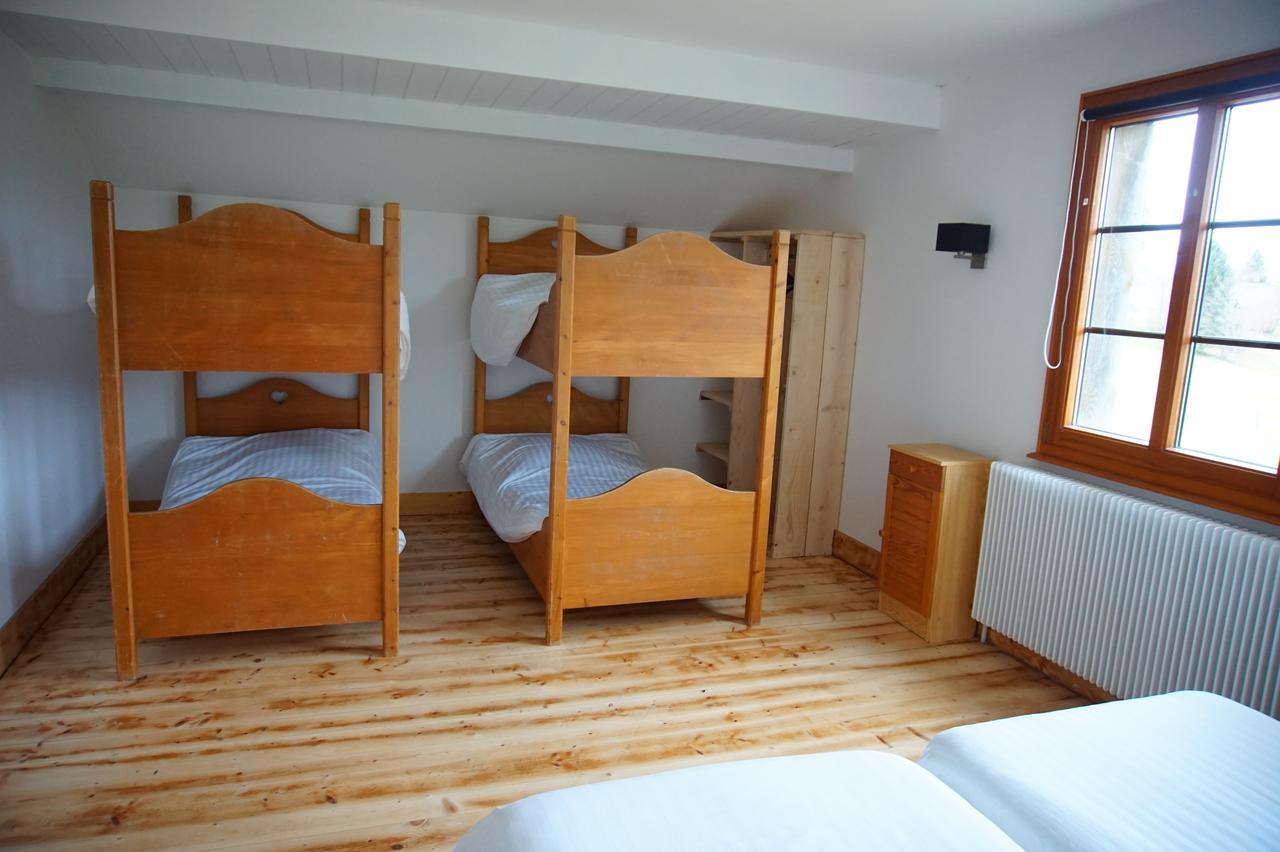 Auberge De La Perdrix Hauterive-la-Fresse Εξωτερικό φωτογραφία