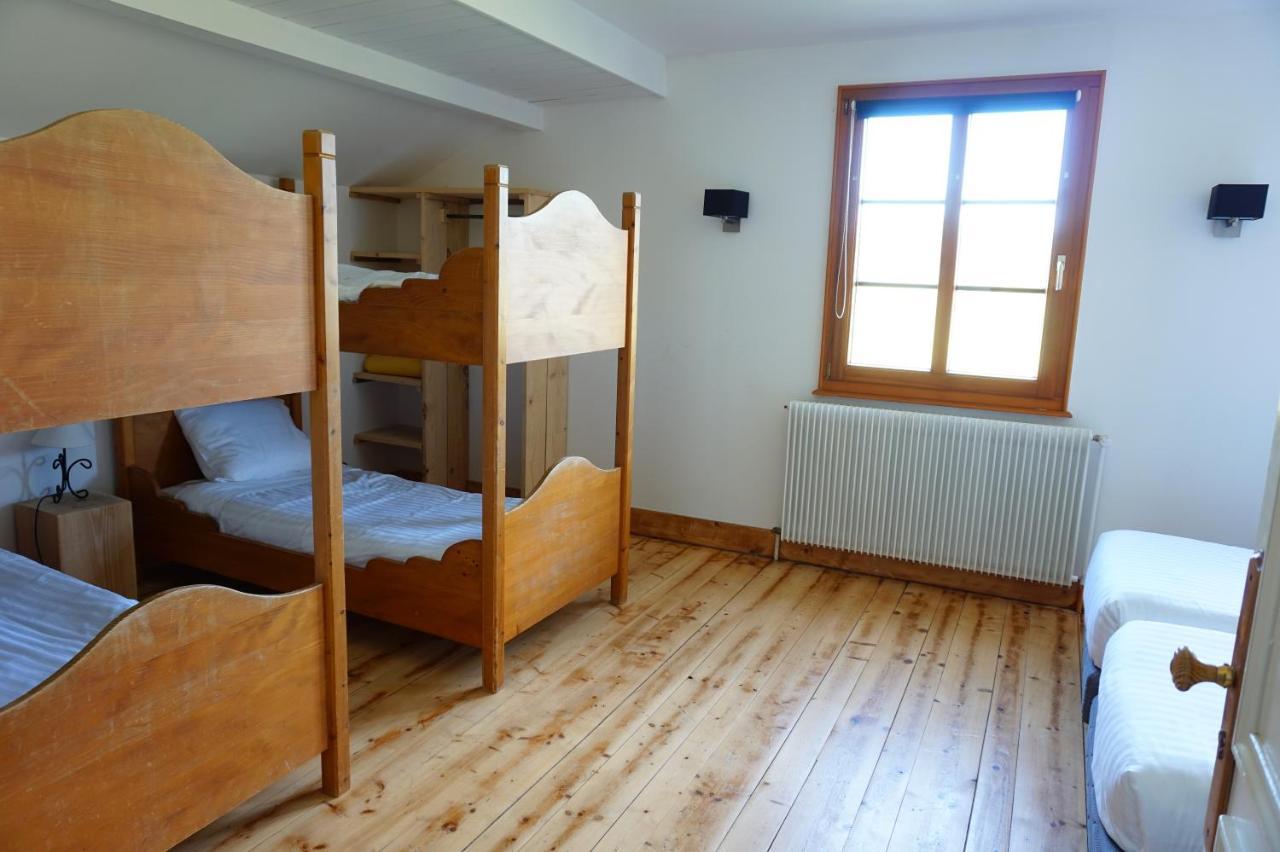 Auberge De La Perdrix Hauterive-la-Fresse Εξωτερικό φωτογραφία